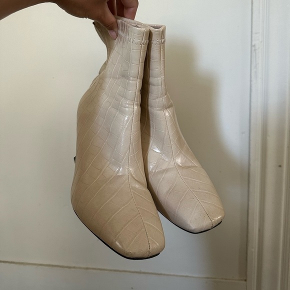 Shoes - Tan Snake Skin Booties